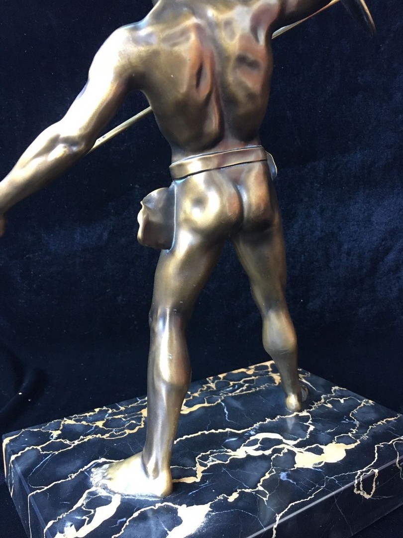 Antique sculpture "The Romans"