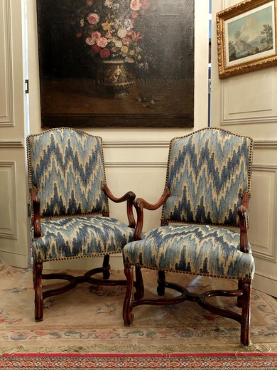 парные кресла, старинные парные кресла, антикварные парные кресла, старинные кресла, кресла 17 века, парные кресла XVII века