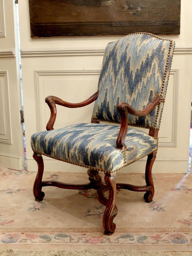 парные кресла, старинные парные кресла, антикварные парные кресла, старинные кресла, кресла 17 века, парные кресла XVII века