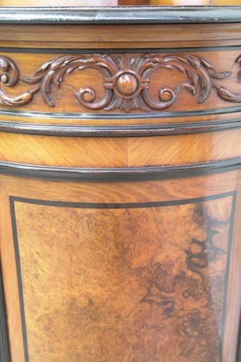 антикварная мебель в охотничьем стиле Генриха II из массива ореха купить в Москве