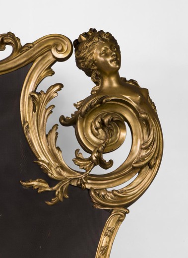 галерея старинных каминных аксессуаров предметов декора и интерьера в стиле Людовика XV из золоченой бронзы в Москве