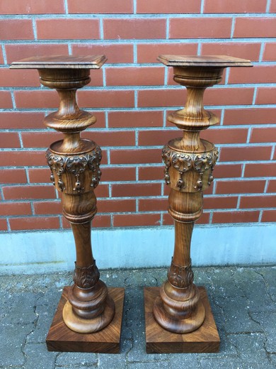 Antique paired consoles / pedestals. Made of rosewood. France, the 20th century.