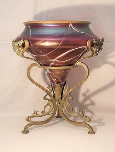 Antique Loetz, Kralik glass goblet