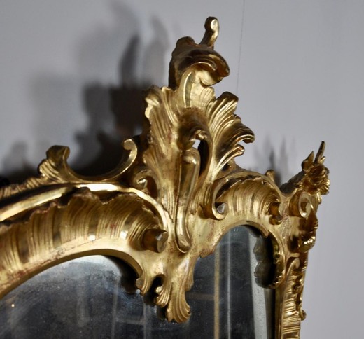 Antique gilt Louis XV mirror