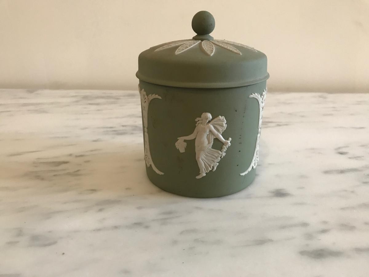 Wedgwood Antique Set