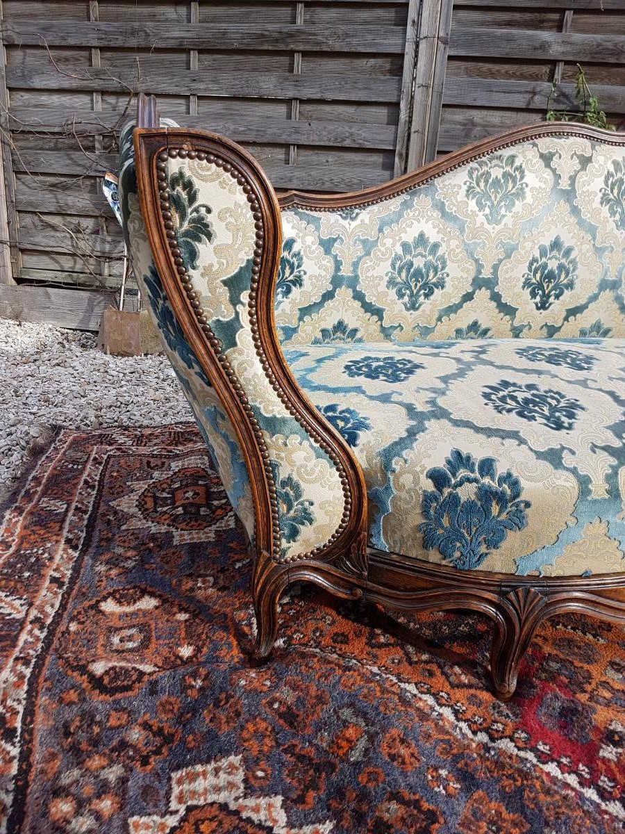 Antique couch recamie