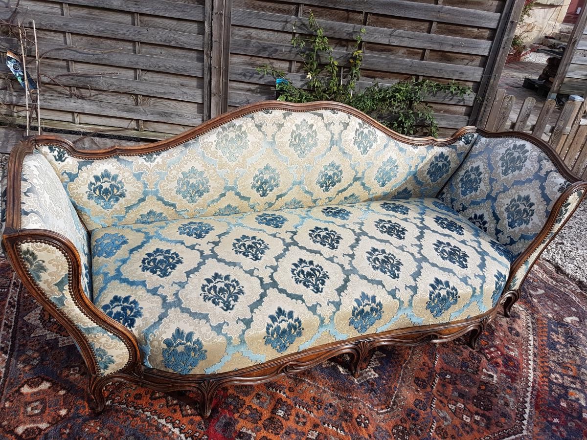 Antique couch recamie
