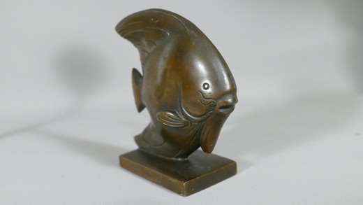 Антикварная скульптура «Рыбка»