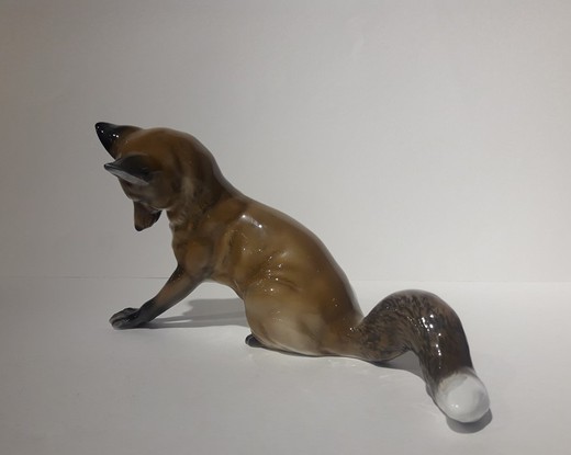 Antique fox sculpture