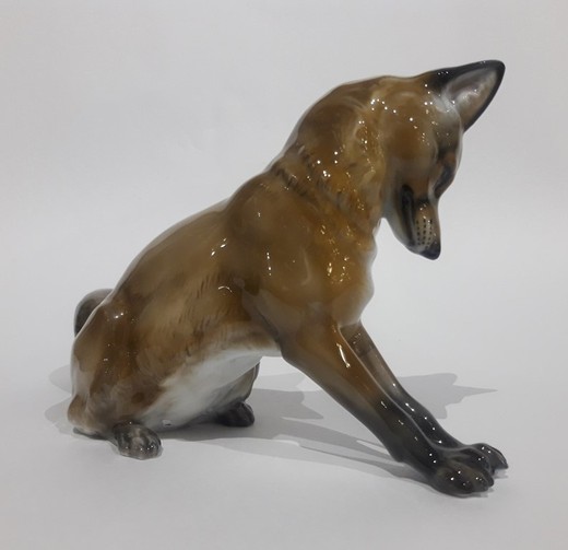Antique fox sculpture