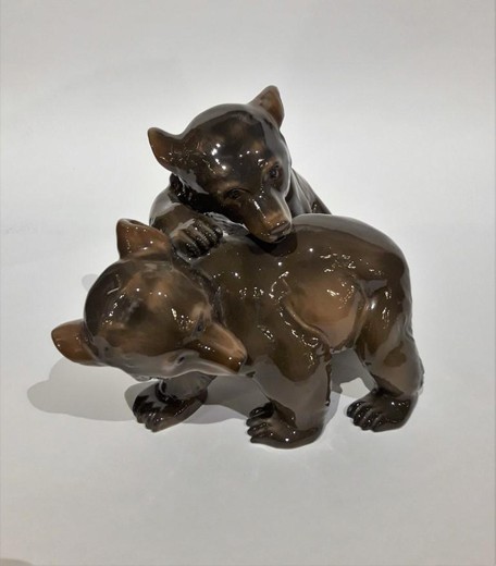 Antique sculpture "Bears"