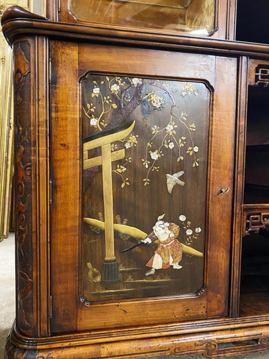 Antique Japanese style display showcase