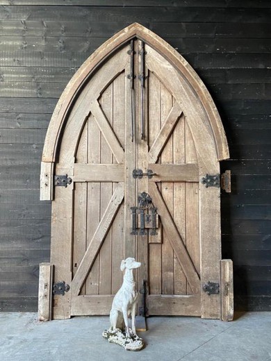 Antique oak Gothic doors