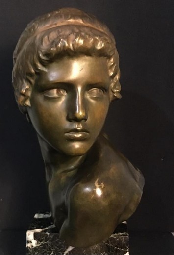 Antique bust of Young Achilles