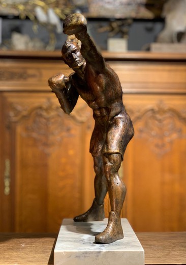 Скульптура "Боксёр"