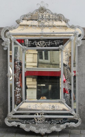 антикварное венецианское зеркало из муранского стекла купить в Москве