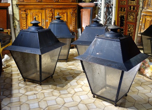 A set of vintage lanterns. Made of metal. France, the 20th century.