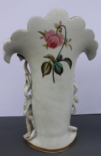 Керамические антикварные вазы