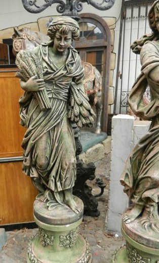 галерея антикварных садовых скульптур предметов декора и интерьера их камня в Москве