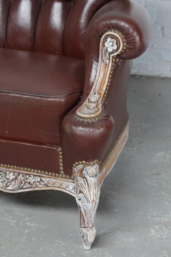 shop of antique furniture items of decor and interior in the style of Louis XV from walnut and leather buy in Moscow