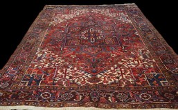 Antique Persian Heriz carpet