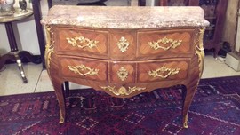 Antique Louis XV chest of drawers