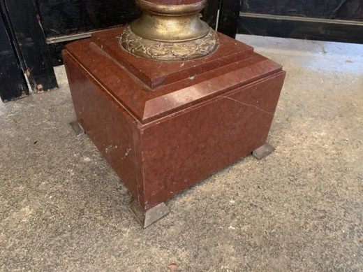 Antique pedestal