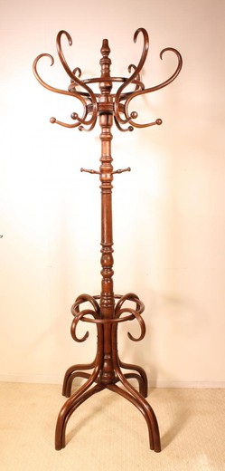 Antique coat rack in the style of tonet. It is made of beech. France, the 20th century.