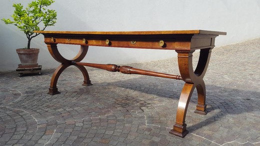 антикварный стол в стиле ампир из ореха с золоченой бронзой купить в Москве