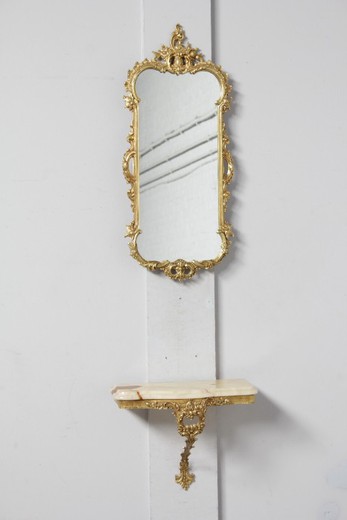 антикварная консоль с зеркалом со столешницей из оникcа в стиле Людовика XV из золоченой бронзы купить в Москве
