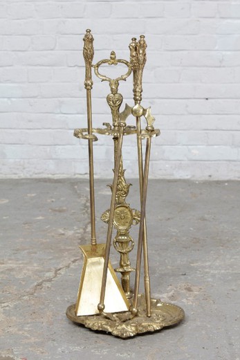 antique fireplace set, fireplace accessories, chimney set of gilded bronze, fireplace set in Rococo style, fireplace set in the style of Louis XV, antiques, antiques shop, Louis XV style, Rococo, fireplace set, fireplace accessories shop