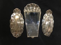 Антикварное зеркало с канделябрами