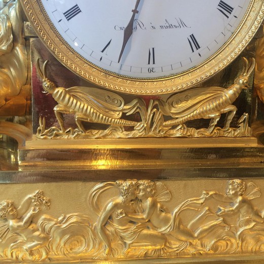 Antique gilt bronze pendulum clock