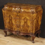 Antique chest of drawers