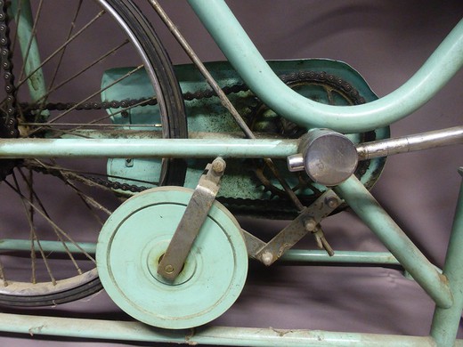 Antique home flat bike