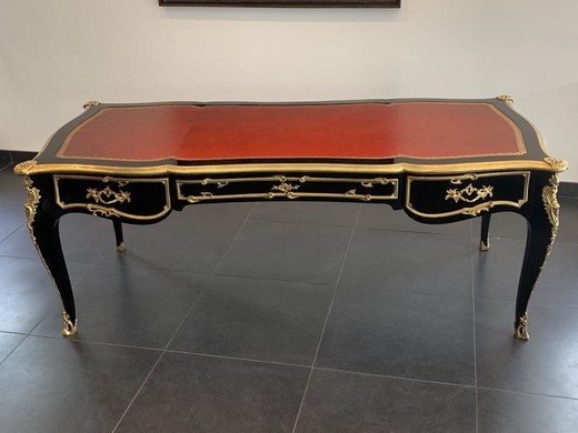 Antique Louis XV style writing table