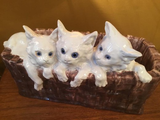 Antique cachepot with kittens