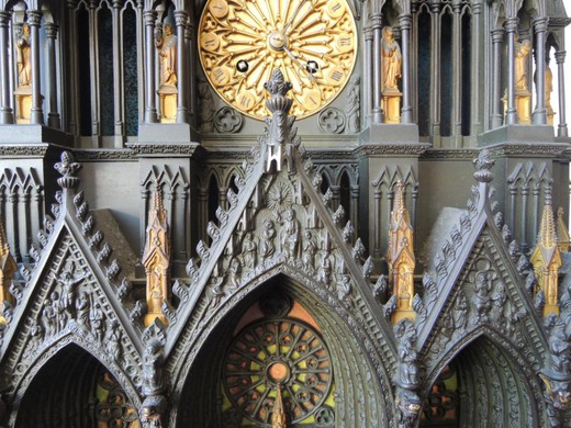 старинный часы реймсский собор золоченая бронза