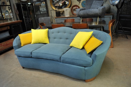 Антикварный диван, диван в стиле mid-century modern, мебель в стиле mid-century modern, антикварная мебель