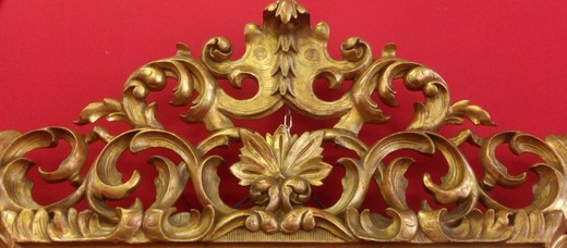 антикварное зеркало, зеркало в стиле Людовика XV, рама из золоченого дерева, антикварные предметы интерьера, декор, Людовик XV, Рококо, магазин антиквариата, антикварная галерея