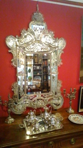 Венецианское зеркало, антикварное зеркало, старинное зеркало, зеркало из муранского стекла, зеркало в стиле барокко, зеркало в стиле мурано, предметы из муранского стекла, подарки из италии, подарки из венеции