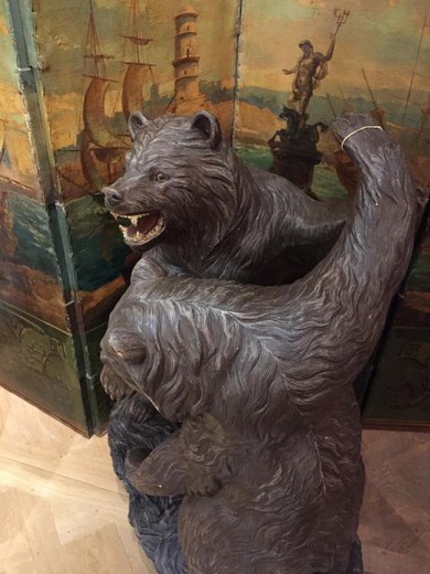 Антикварная скульптурная композиция «Медведи»