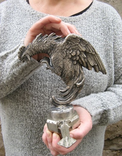 Antique authentic rooster figurine radiator cap
