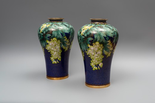 Pair vases Wistaria in blossom