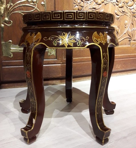 Painted Chinese pedestal table