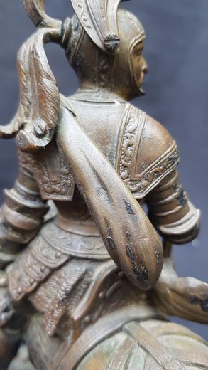 Антикварная скульптура «Рыцарь на коне»
