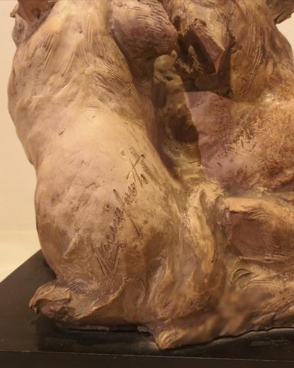 Антикварная скульптура "Влюблённые собаки"