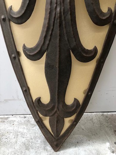 Antique pair shields