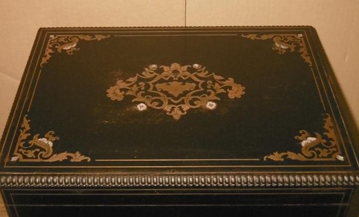 Antique Napoleon III liquor box set