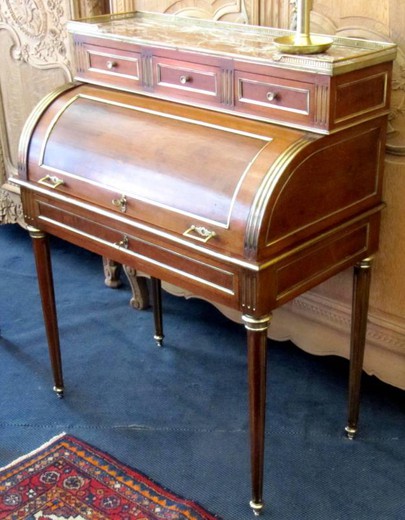 Антикварный стол-бюро в стиле Людовика XVI